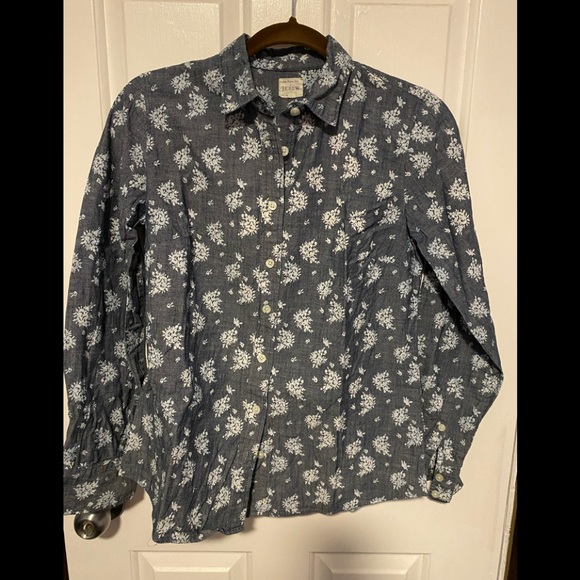 Patterned denim or chambray button-up shirt - Picture 1 of 3